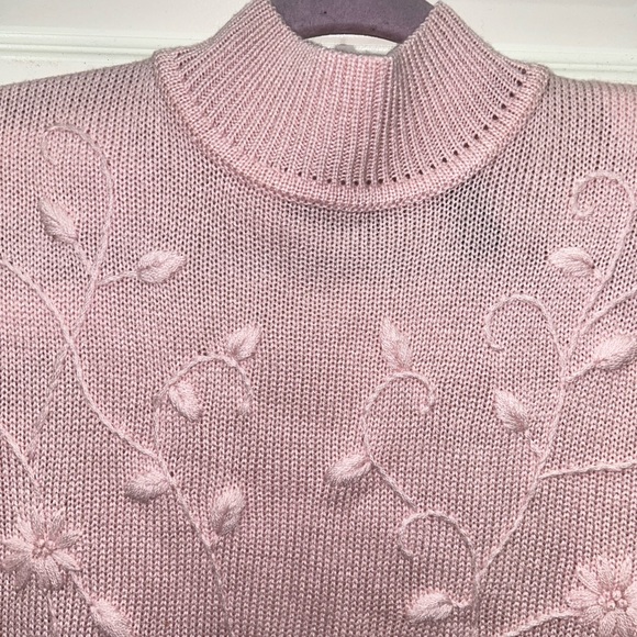 Karen Scott 2X Oversized Floral Embroidery Femme Turtle Neck Long Sleeve Sweater - Picture 4 of 11